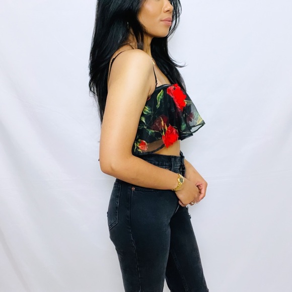 NBD |  Roses Are Red Rojo Rose Cropped Floral Top - Picture 7 of 12